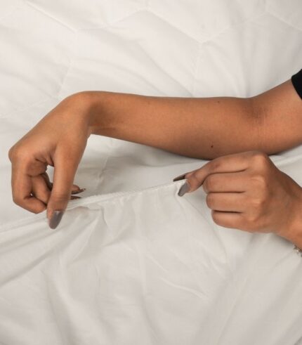 MATTRESS PROTECTOR